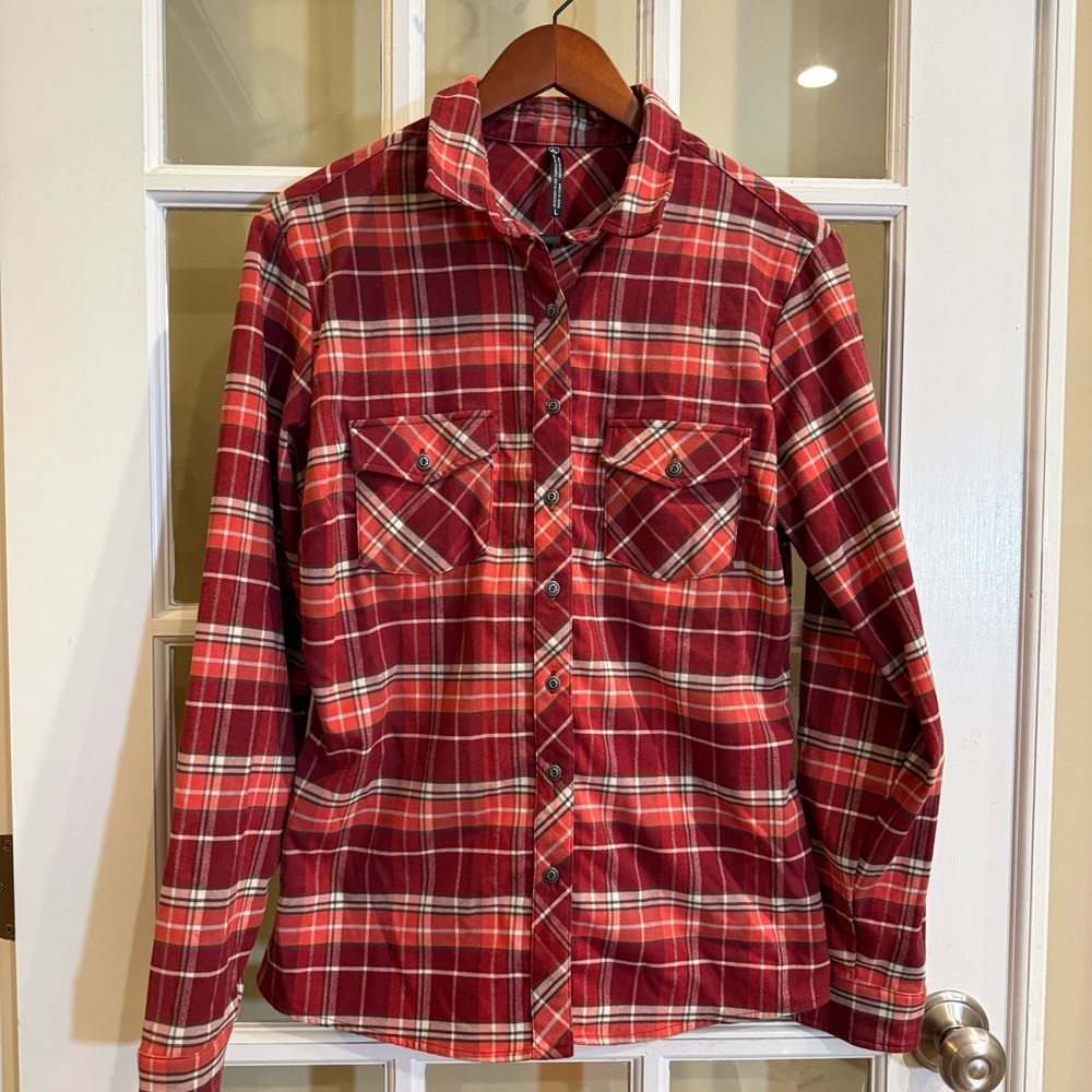 Kuhl Women Alina Plaid Flannel Button Up Shirt Size L Long Sleeve Red